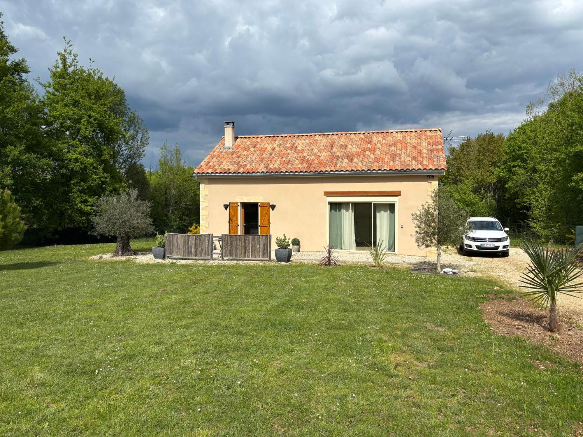 Gite Des Petites Fayes Sud La Douze Exterior foto