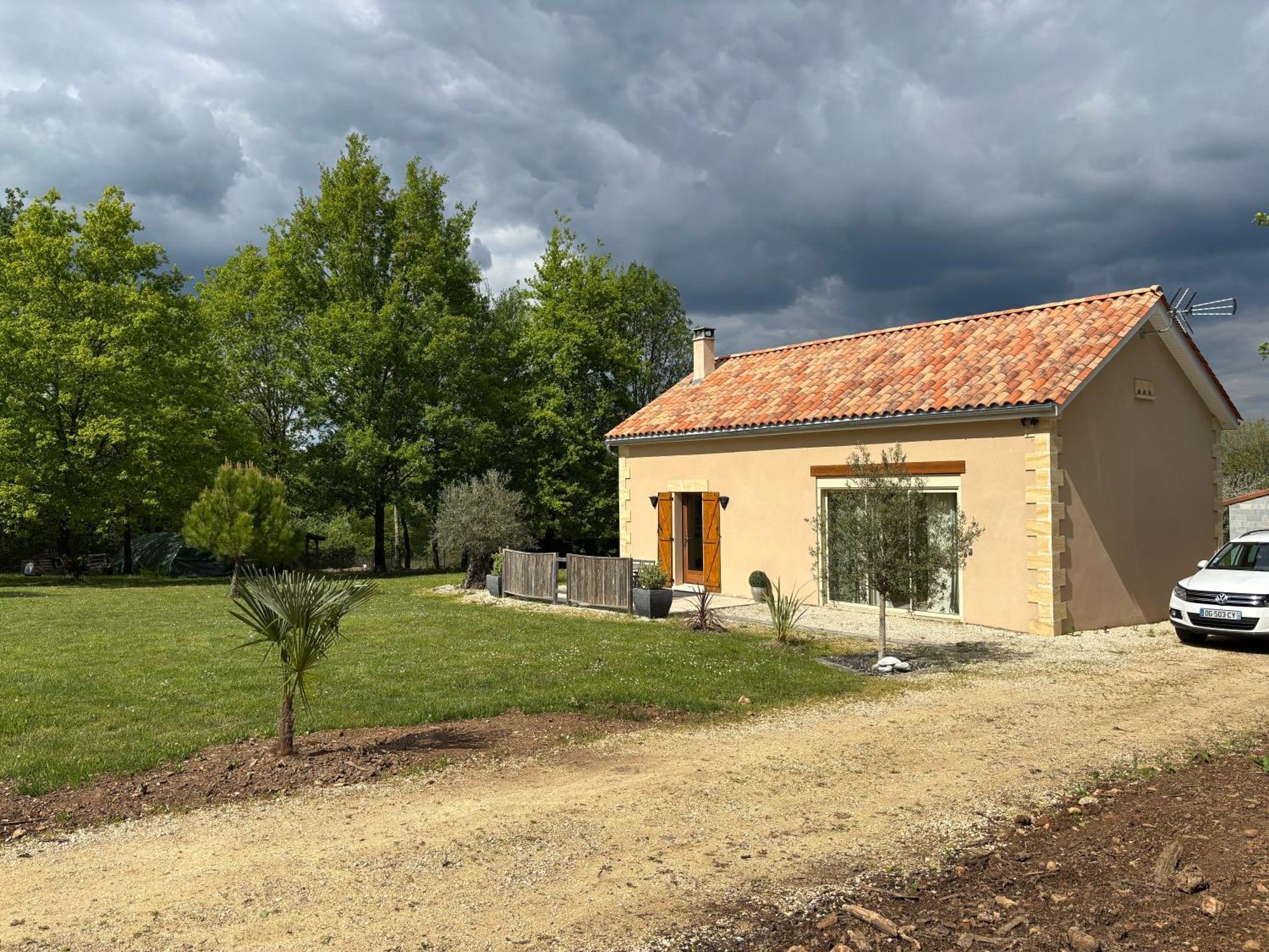 Gite Des Petites Fayes Sud La Douze Exterior foto